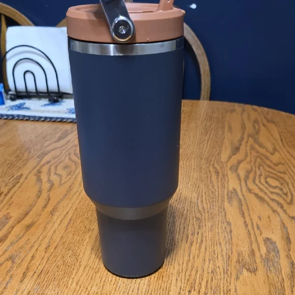 Stanley Travel Mug in Navy with Copper Accents 40 Ounce - Picture 5 of 8